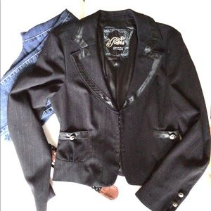 NWOT GUESS Jacket/Blazer Black V-Neck Size L